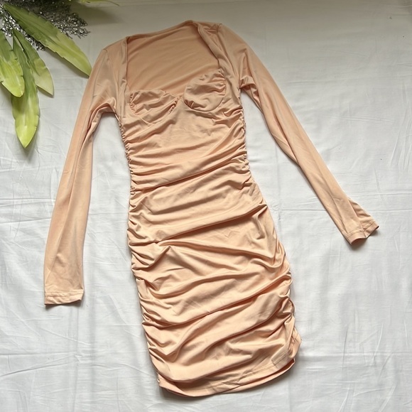 ⭐️sexy Bodycon Long Sleeve Ruched Deep V Square Neck Dress⭐️ - Picture 3 of 7